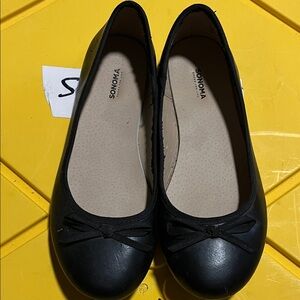 Sonoma Women's Classic Black Flats
